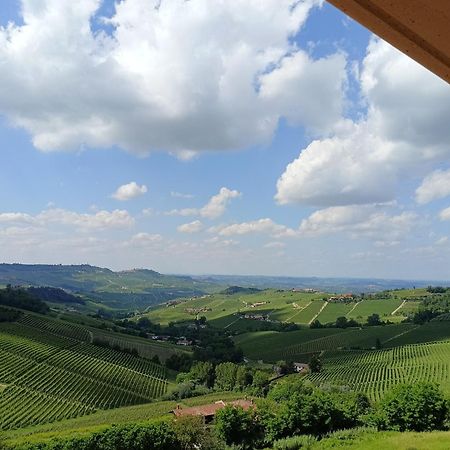 Soggiorno Con Splendida Vista Monforte D'Alba Exterior photo